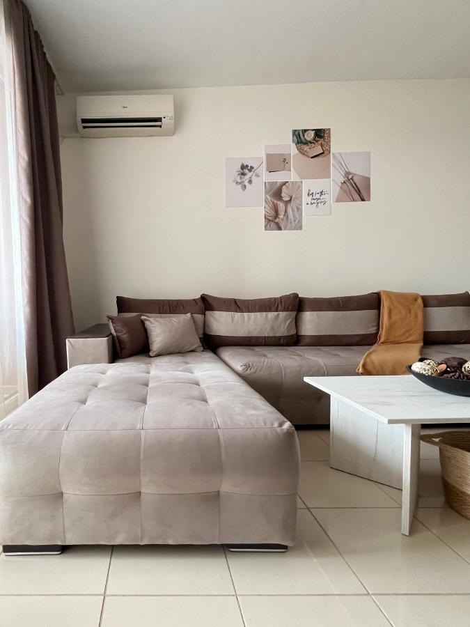 Harmony Hills Poseidon Daire Rogachevo Dış mekan fotoğraf